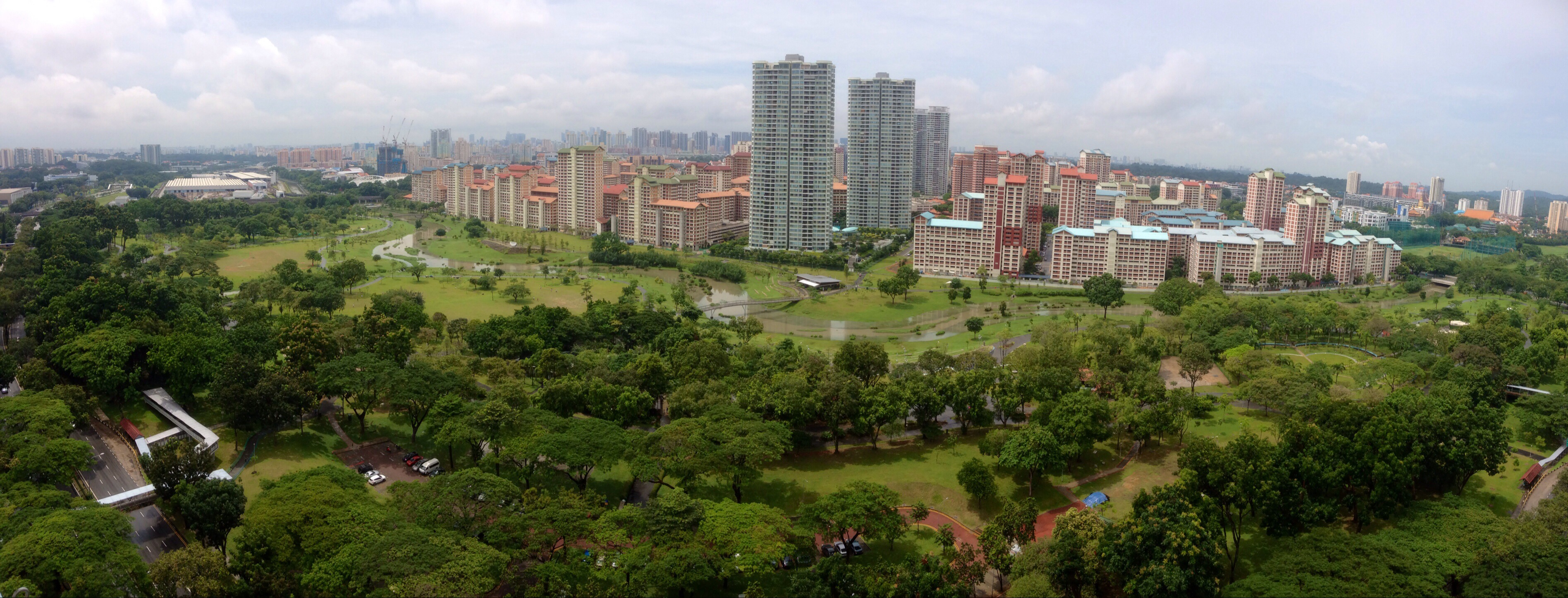 Mo view. Singapore Bishan Park. Гайд парк сверху. Бишань город. Бишан анг МО Кио парк.